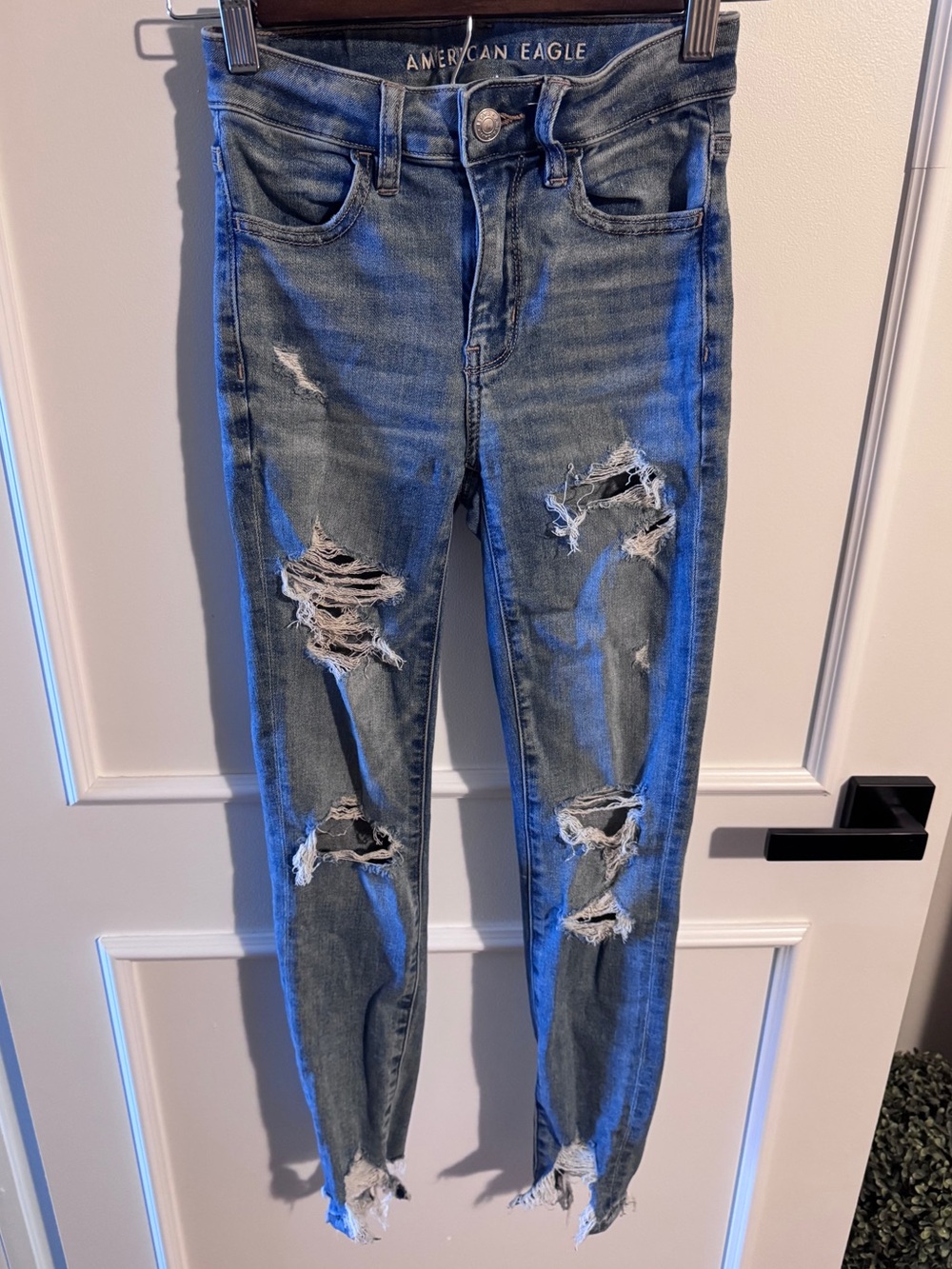 American Eagle Outfitters Women's Distressed Skinny Jeans - 000